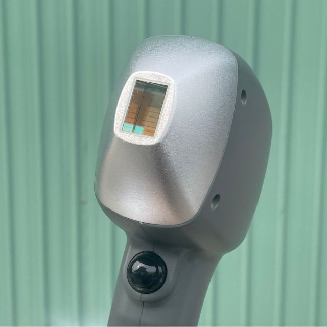Máy Triệt Lông Lạnh DiodeLaser SLB-DICE1 hãng Sunlight