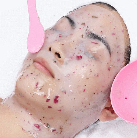 Mặt nạ collagen ướp cánh hoa hồng tươi